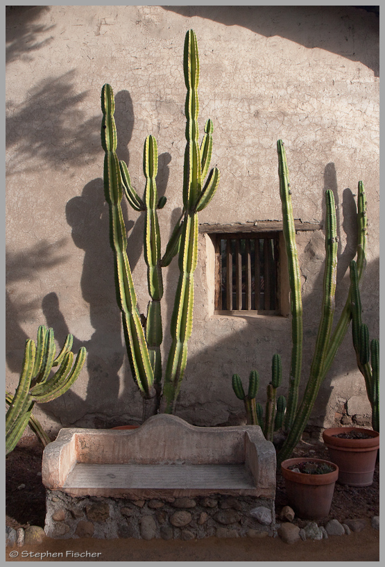 Pueblo bench